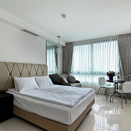 Netanya Seaview Aparthotel Exterior photo